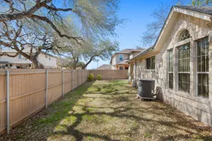 322 River Bluff Cir, Georgetown, TX 78626 - Photo 34