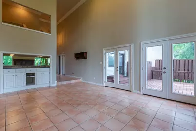 10907 Legends Lane, Austin, TX 78747 - Photo 6