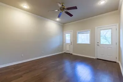 10907 Legends Lane, Austin, TX 78747 - Photo 16