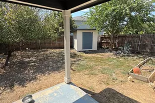 7637 Cayenne Ln, Austin, TX 78741 - Photo 18