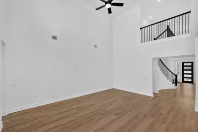 9104 The Ravine Way, Austin, TX 78744 - Photo 4
