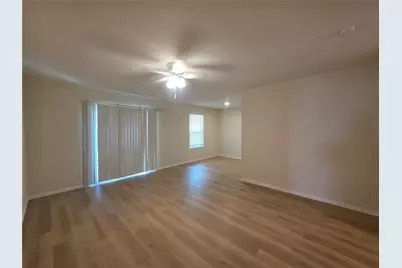 104 E Eggleston Street, Manor, TX 78653 - Photo 4