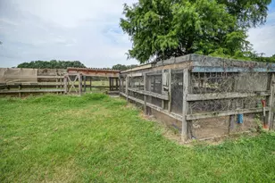 777 Cardinal Dr, Paige, TX 78659 - Photo 36