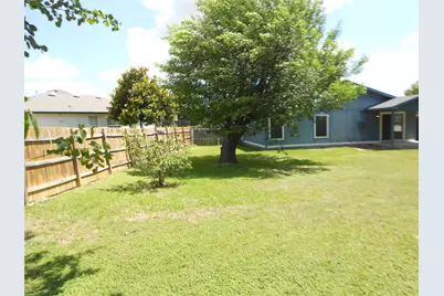1810 Courtney Cove, Round Rock, TX 78664 - Photo 32