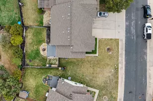 1011 Janae Ct, Georgetown, TX 78626 - Photo 2