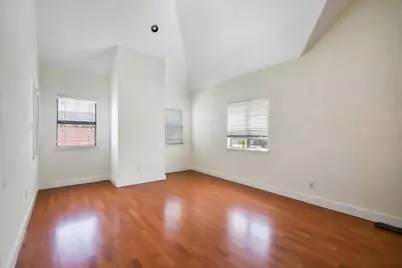 706 W 22nd Street #306, Austin, TX 78705 - Photo 10