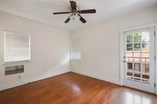706 W 22nd St, Austin, TX 78705 - Photo 12
