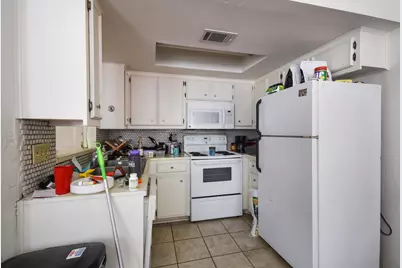 706 W 22nd Street #306, Austin, TX 78705 - Photo 10