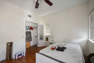 706 W 22nd St, Austin, TX 78705 - Photo 12