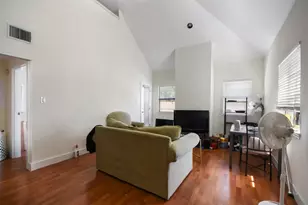 706 W 22nd St, Austin, TX 78705 - Photo 6