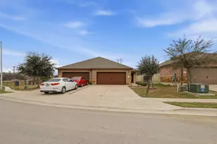 153 Joanne Loop, Buda, TX 78610 - Photo 8