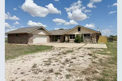 18512 Carlson Lane, Elgin, TX 78621 - Photo 2