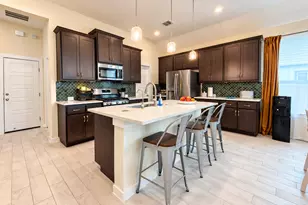 3739 Canby Oak Blf, Seguin, TX 78155 - Photo 8