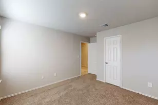 124 McNamara Ct, Jarrell, TX 76537 - Photo 20