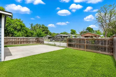156 Fm 2571, Smithville, TX 78957 - Photo 28