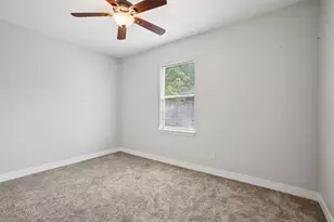 156 Fm 2571, Smithville, TX 78957 - Photo 32