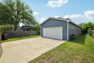 156 FM2571, Smithville, TX 78957 - Photo 30
