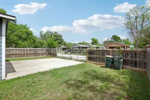 156 Fm 2571, Smithville, TX 78957 - Photo 38