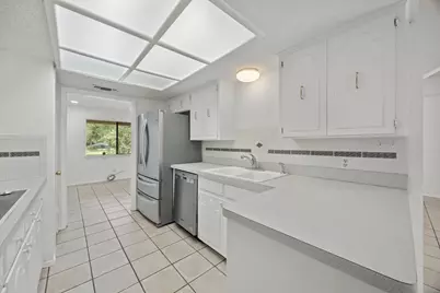 8303 Cliffview Drive, Austin, TX 78759 - Photo 18