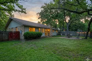 8303 Cliffview Dr, Austin, TX 78759 - Photo 6