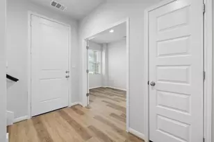 303 Elm Br Trl, Taylor, TX 76574 - Photo 6