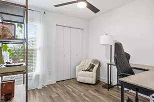 6406 Chimney Creek Cir, Austin, TX 78723 - Photo 16