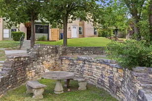 6406 Chimney Creek Cir, Austin, TX 78723 - Photo 28