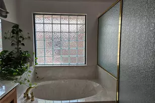 215 Serenada Dr, Georgetown, TX 78628 - Photo 16