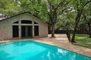 215 Serenada Dr, Georgetown, TX 78628 - Photo 18