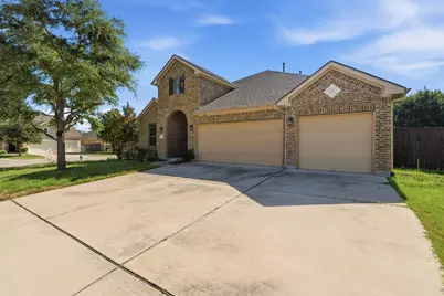 2508 Hilltop Divide Lane, Leander, TX 78641 - Photo 2
