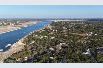 20823 Colorado Drive W, Spicewood, TX 78669 - Photo 32