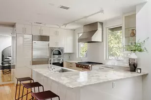 1601 Alameda Dr, Austin, TX 78704 - Photo 8