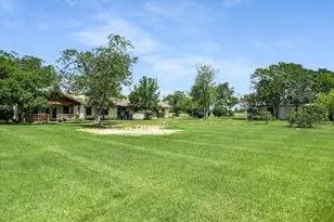 7 Brenda Ln, Round Rock, TX 78665 - Photo 16