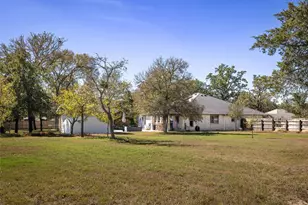 129 Wamel Way, Cedar Creek, TX 78612 - Photo 8