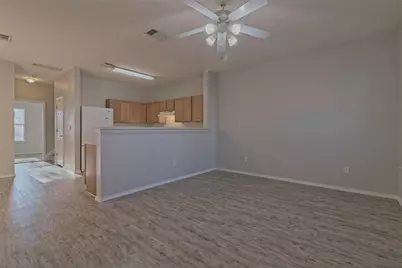 1102 E 3rd Street, Georgetown, TX 78626 - Photo 6