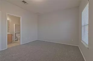 1102 E 3rd St, Georgetown, TX 78626 - Photo 22