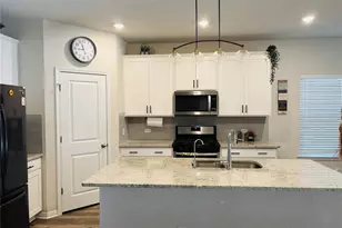 3034 Mill Run Bnd, Round Rock, TX 78665 - Photo 2