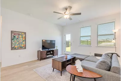 802 Papaya Drive, Buda, TX 78610 - Photo 10