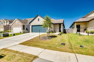 802 Papaya Dr, Buda, TX 78610 - Photo 26