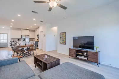 802 Papaya Drive, Buda, TX 78610 - Photo 6