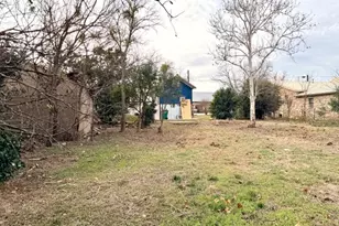 1608 School St, Goldthwaite, TX 76844 - Photo 6