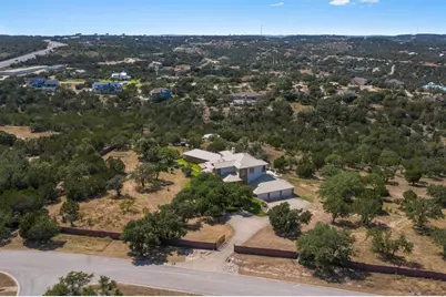4922 Hidden Creek Lane, Spicewood, TX 78669 - Photo 20