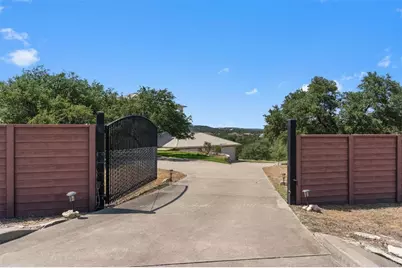 4922 Hidden Creek Lane, Spicewood, TX 78669 - Photo 2