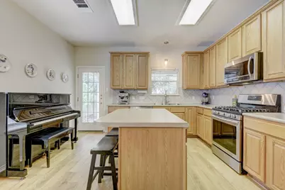 10312 Huxley Street, Austin, TX 78748 - Photo 6