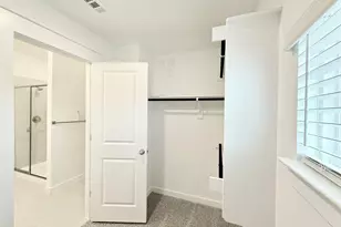 148 Hartson Dr, Taylor, TX 76574 - Photo 18