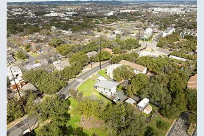 2421 S 5th Street, Austin, TX 78704 - Photo 18