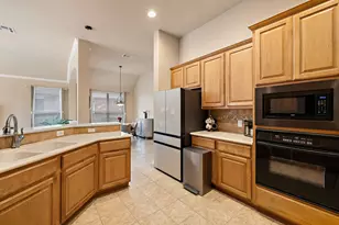 15901 Royal Ashdown Dr, Austin, TX 78717 - Photo 14