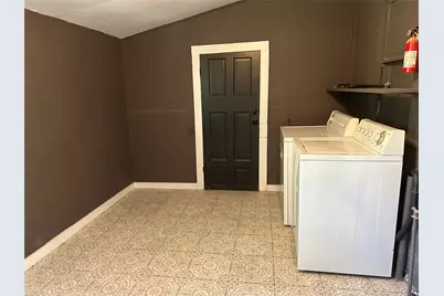 405 East College Street, Llano, TX 78643 - Photo 20