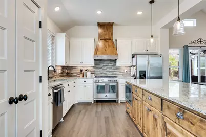 325 Charli Circle, Liberty Hill, TX 78642 - Photo 8