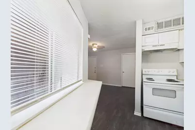 1840 Burton Drive #141, Austin, TX 78741 - Photo 12